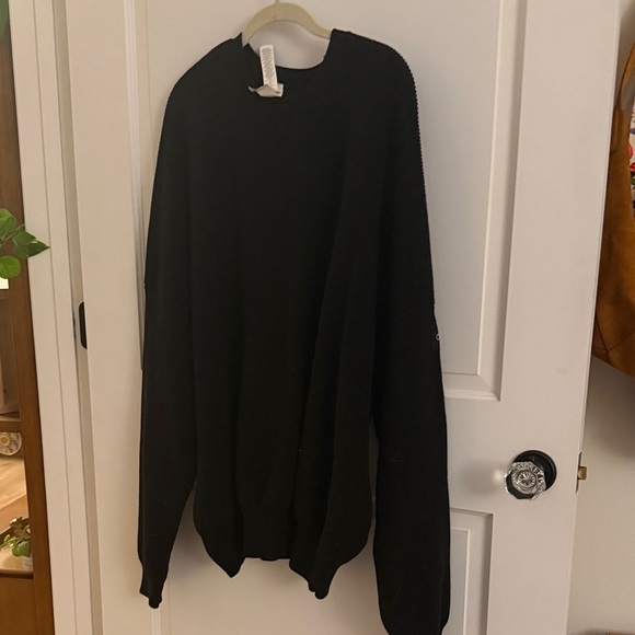 ALO Yoga Sweaters - Oversized Black Sweater